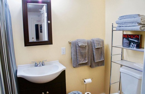 Danville Apartment | My Uncle's Place near Hospital