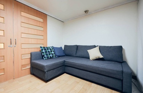 Myeongdong House | ✧MYEONGDONG✧4 BDR + 2 SHOWER✧APT WITH PIANO✧3MIN✧