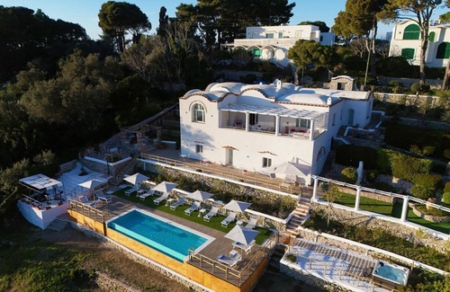 Anacapri Villa | MyExclusiveItaly - Elegant Villa in Anacapri | Infinity Pool & Design