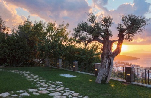 Sorrento Villa | MyExclusiveItaly - Luxury Villa with breathtaking Seaview,pool,BBQ