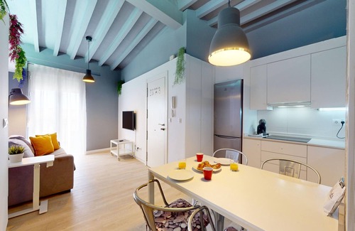 Alicante City Centre Hotel | MyFlats Old Corner
