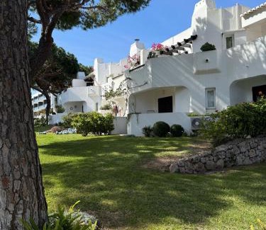 Alpouvar Apartment | MyInzu - Club Albufeira Village Garden
