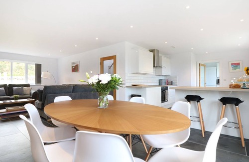 Pendeen House | MYLES VIEW, pet friendly, country holiday cottage in Pendeen
