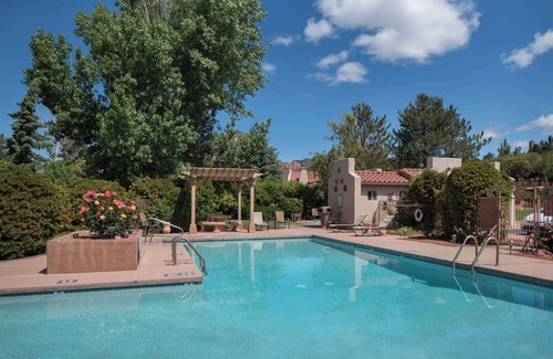 West Sedona Condo | Myrinn - Serene Patio Retreat, Pool, Nearby Trails