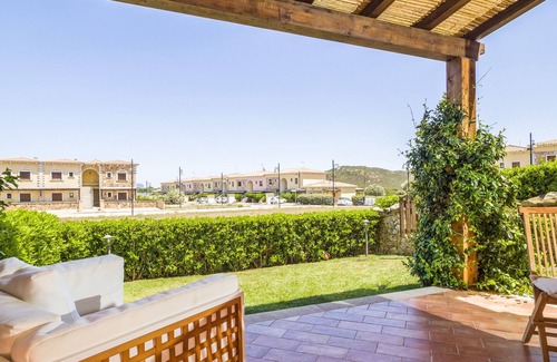Murta Maria Apartment | Myrsine 7D - designer flat, bayfront garden