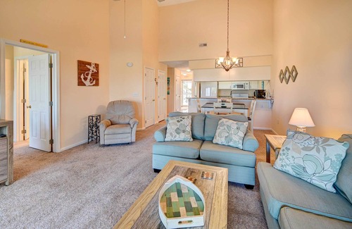 Waterford Plantation Condo | Myrtle Beach ‘Beach Golf Villa’ w/Community Pool!