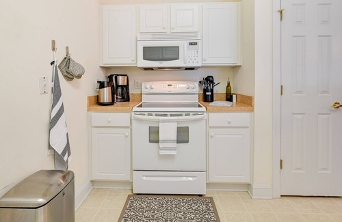 Waterford Plantation Condo | Myrtle Beach Rental w/ Pool Access: 8 Mi to Beach!