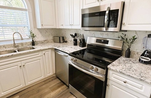 Central Myrtle Beach Condo | Myrtlewood Villas 4713-104