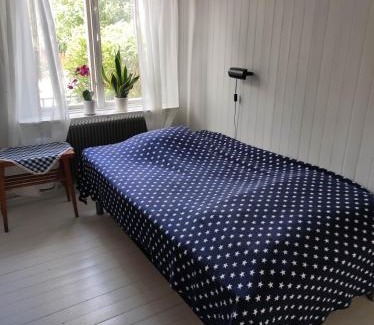 Alingsas Apartment | Mysig liten lägenhet, Central, Nära Tågstation och Sjö