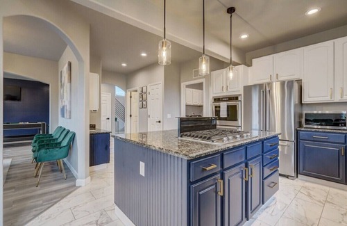 Northeast Colorado Springs House | Mystique Villa! Gym, Pool Table, BBQ