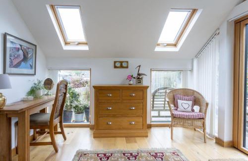 Chillington House | Mythra Cottage