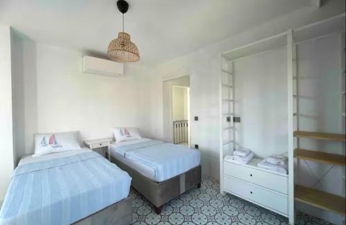 Ayvalik Apartment | MyWayCunda Crete