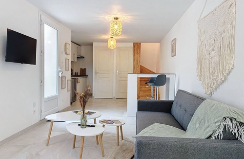 Quartier Saint-Clement - Jardin des Plantes Apartment | Nénuphar Appt Neuf Jardin Stationnement Gratuit Proche Centre Métro 1h30 Paris