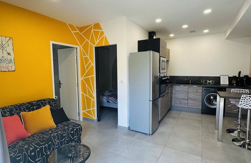 Ajaccio Apartment | N°10 Air-conditioned 2-bedroom Jacuzzi house in Ajaccio