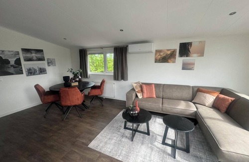 Susteren House | n/a