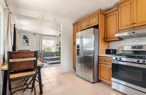 Harbor House | n“Charming 3BR Retreat-Family-Friendly-Near Top Attractions!