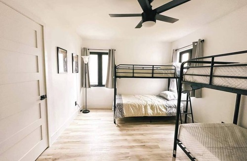 Northwest Dallas House | N. Dallas 4-bedroom house with Near DAL, DFW