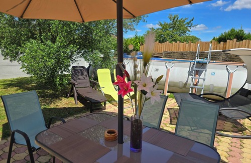 Pierrelaye Apartment | N'est of suburban tranquility