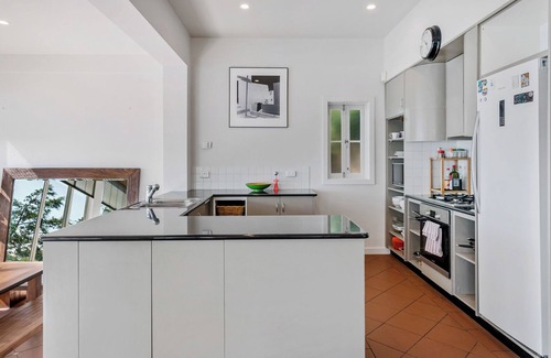 Sandy Bay House | n'Hakari' is a light filled, waterfront, spacious and serene home.nnnnn