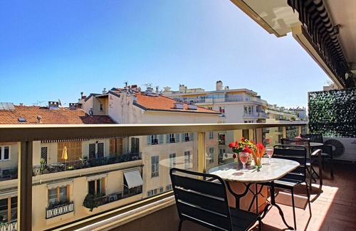 Nice City Centre Apartment | N&J - LA NISSARDE TERRASSE - Central - By sea