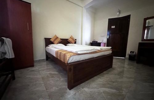 Trincomalee Hotel | N Joy Inn