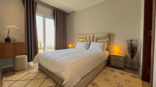 Rabat Apartment | N42 Luxe et Élégance avec Jacuzzi Privatif sur la Corniche Rabat Essabah