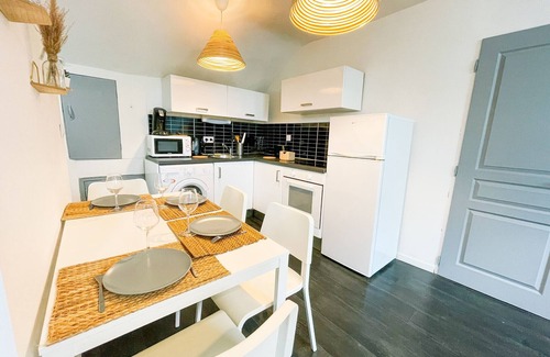 Secteur 2 Apartment | #N9 | Le Champo 🍀| T3 close to the centre | 2 bedrooms