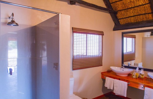 Intu Afrika Kalahari Private Reserve Cabin | Camelthorn Kalahari Lodge