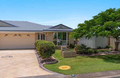 Yamba Villa | Nabilla Court | Canal Front Duplex
