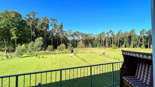 Gelbensande Apartment | nagelneue Fewo mit Waldblick 10min zur See Igelring21og