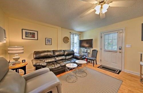 Nags Head Apartment | Nags Head Apt with Patio - half Mile Walk to Beach!