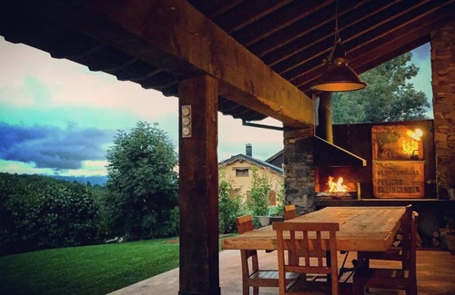 Nahuja Cottage | NAHUJA I - Five Bedroom Cottage, Sleeps 12