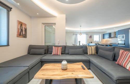 Kinosargous Apartment | Nalex Acropolis Bliss by Greece Apartments