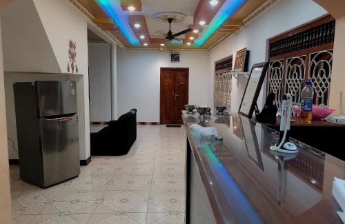 Jaffna House | Nallur Holidays Inn