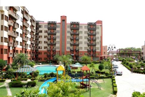 Vrindavan Apartment | Namah 2BHK Resort Homestay with Kitchen-4 Mins from Prem mandir