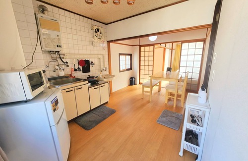 Naniwa Apartment | Namba 1 Station.4people.Japanese fell