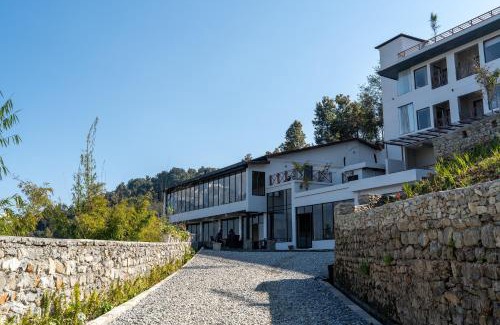 Dhampus Hotel | Nana Mountain Resort Mt Annapurna View