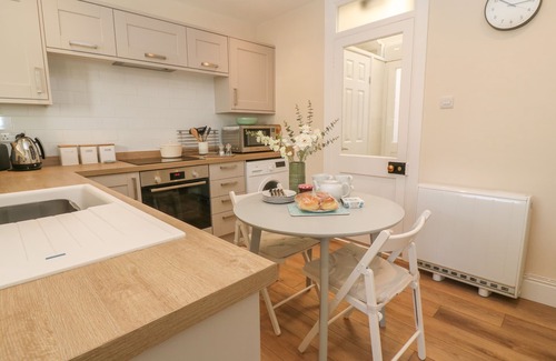 Marazion Cottage | NANA'S HOUSE, pet friendly, character holiday cottage in Marazion