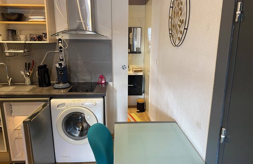 Malzeville Apartment | Nancy, Superb air-conditioned studio 3 minutes from Place Stanislas, WIFI, fitted kitchen