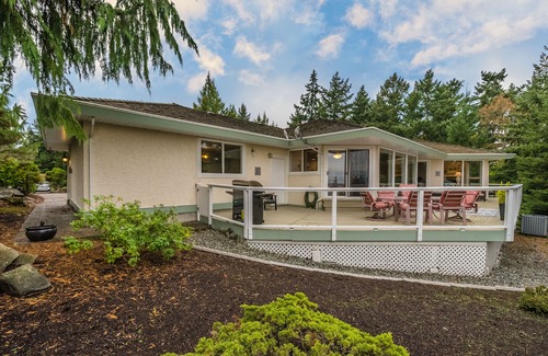 Regional District of Nanaimo House | Nanoose Bay/Fairwinds Golf Retreat featuring Ocean Views
