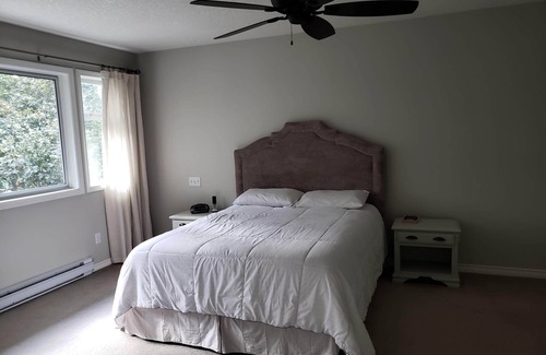 Regional District of Nanaimo House | Nanoose Bay Hillside Retreat w view, ocean/forests access, hot-tub. April-Oct+