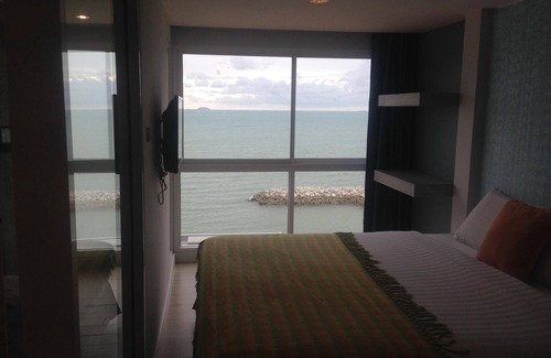 Na Chom Thian Hotel | Nantra Pattaya Baan Ampoe Beach