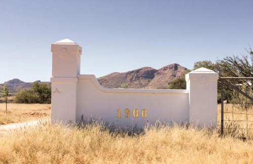 Windhoek Rural House | Naos Farm Stay