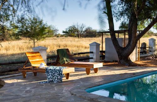 Windhoek Rural House | Naos Farm Stay