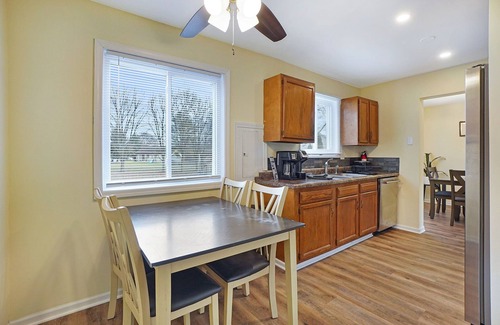 Fox Valley House | Naperville -Woodview Ct