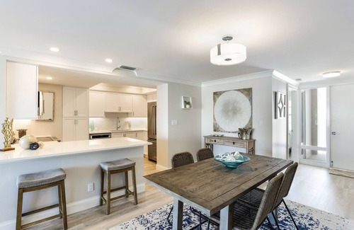 Moorings Condo | Naples Continental Club Beachfront condo!