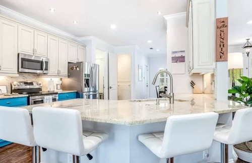 Palm River Estates House | Naples Dream Heated Pool, Hot Tub, Bikes close to beach!