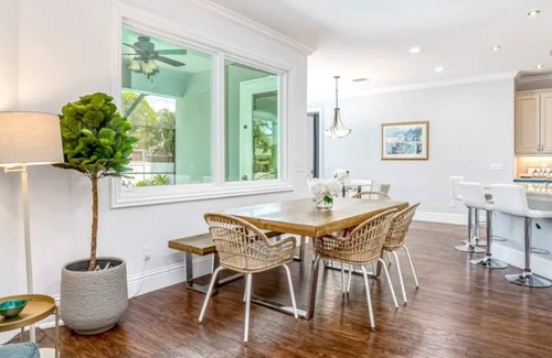 Palm River Estates House | Naples Dream Heated Pool, Hot Tub, Bikes close to beach!
