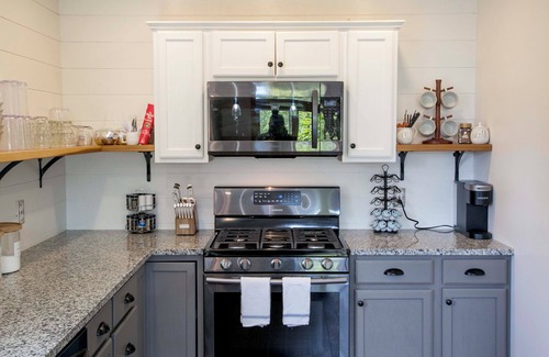 Naples Cabin | Naples Hideaway-Hot tub, private, unforgettable!