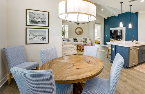 Naples House | Naples Retreat w/Community Perks: 6 Mi to Beach!